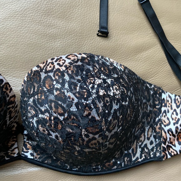 Victoria Secret Bombshell multi-way/multioptions Bra. 34DD add 2 size - Picture 2 of 14